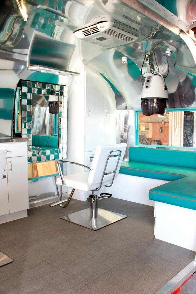 Now this is what is called a Smashing MAKEOVER!! Simply FANTASTIC..