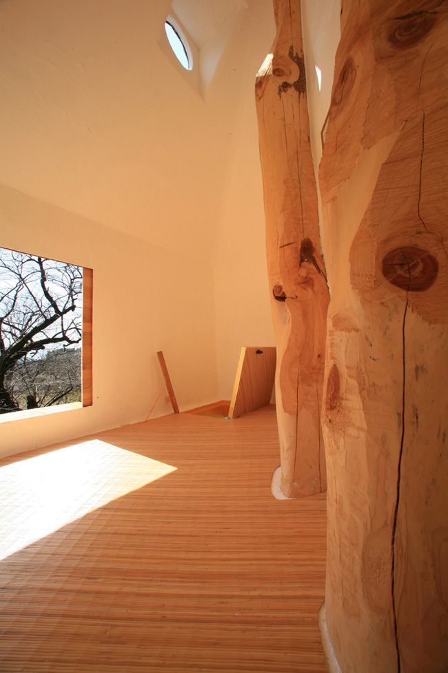 There’s A Treehouse In Japan That’s Straight Out Of A Fairy Tale. I Would Totally Live In This Thing.